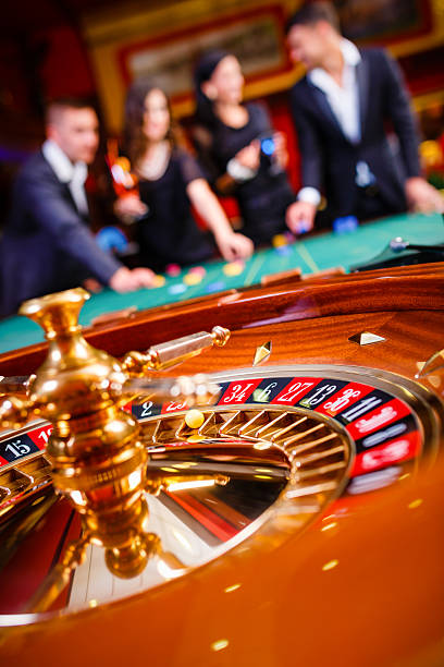 balislot Featured Games section showing roulette, blackjack, and slot game cards