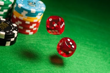 balislot mobile app home screen showing esports schedules and casino table feeds