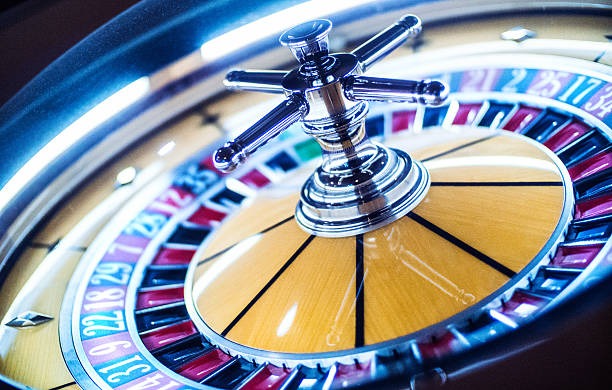 Roulette wheel stream on balislot mobile app with tennis odds sidebar